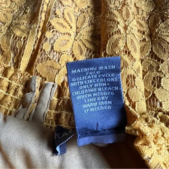 Kate & Mallory Mustard Yellow Lace Blouse with Ruffles-Size 2X - Picture 15 of 16